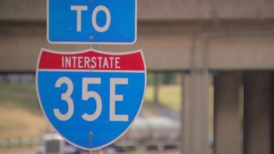 Major traffic disruptions on Interstate 35E in Carrollton following early morning crash